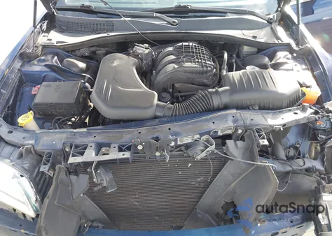 2013 Chrysler 300C from USA, damaged, VIN 2C3CCAEG5DH561476